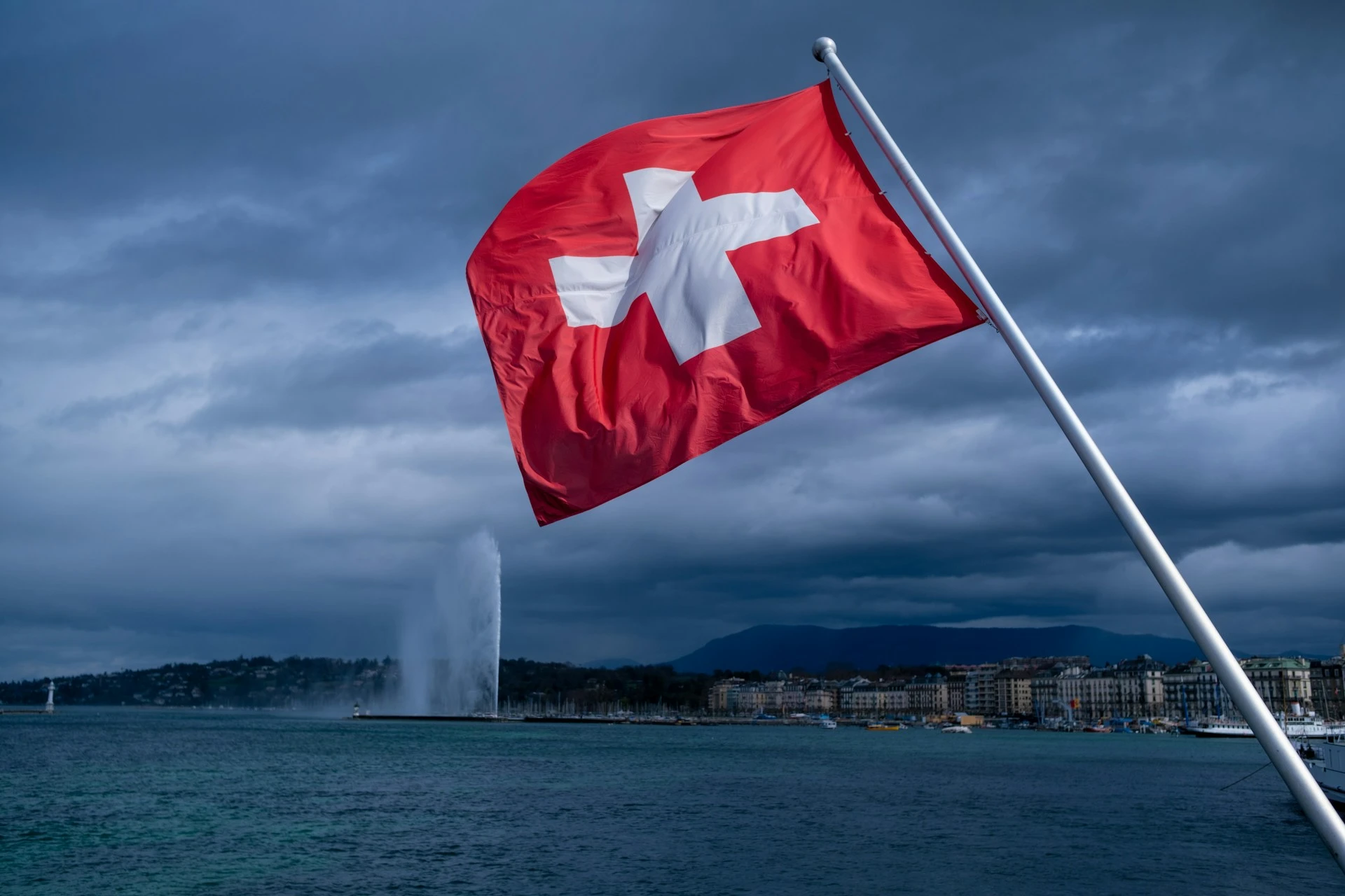 Mergers & Acquisitions Quarterly Switzerland – Fourth Quarter 2013